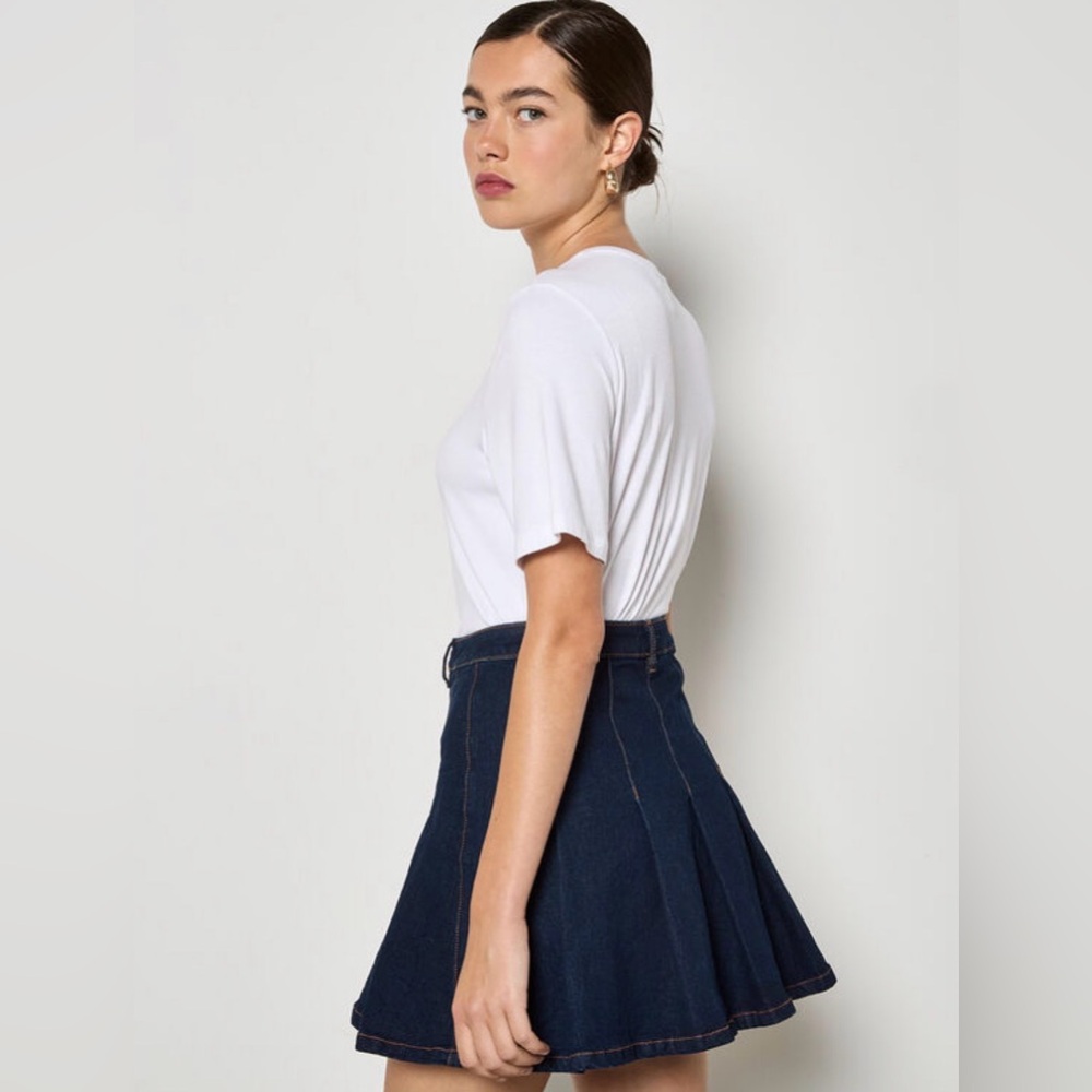 Apricot 🍑 - pleaded denim skirt - Picture 4 of 6